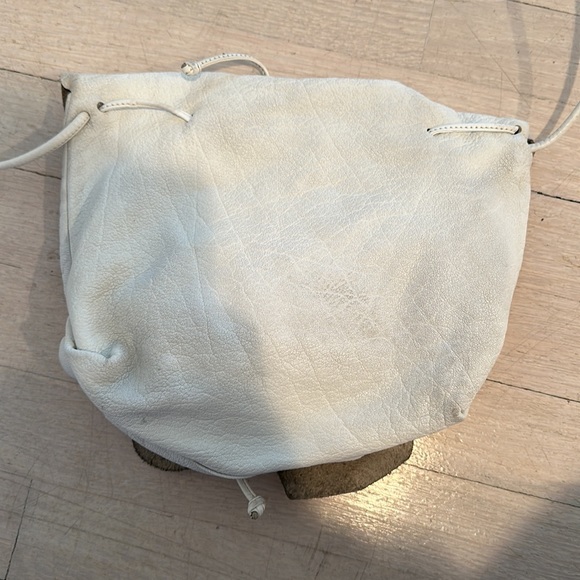 SALE Vintage Carlos Falchi White Leather Slouch Bag Inside Zipper Pocket - Picture 3 of 6